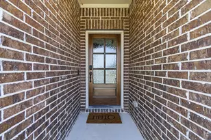 1101 Pinnacle Breeze Dr, Fort Worth, TX 76052 - Photo 4