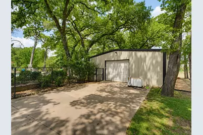121 Comanche Moon Court, Decatur, TX 76234 - Photo 32