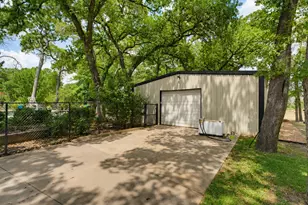 121 Comanche Moon Ct, Decatur, TX 76234 - Photo 32
