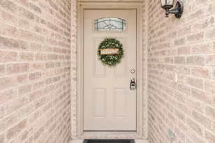 2021 Meadow Park Dr, Princeton, TX 75407 - Photo 2