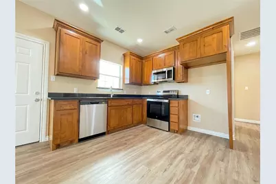 504 SW 15th Street, Mineral Wells, TX 76067 - Photo 4