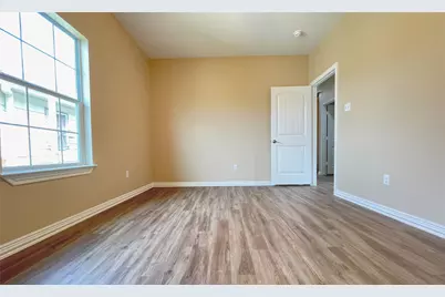 504 SW 15th Street, Mineral Wells, TX 76067 - Photo 6