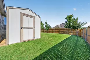 1156 Blue Sky Ln, Burleson, TX 76058 - Photo 38