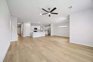 10516 Colonial Heights Ln, Fort Worth, TX 76179 - Photo 10