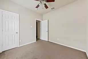 5533 Grenada Dr, Fort Worth, TX 76119 - Photo 18