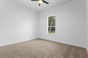 5609 Thousand Oaks Dr, Joshua, TX 76058 - Photo 24