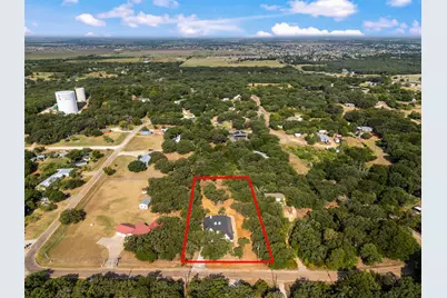 5609 Thousand Oaks Drive, Joshua, TX 76058 - Photo 4