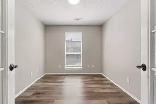 1010 Barkridge Dr, McKinney, TX 75069 - Photo 16