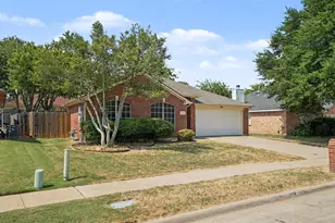1010 Barkridge Dr, McKinney, TX 75069 - Photo 2