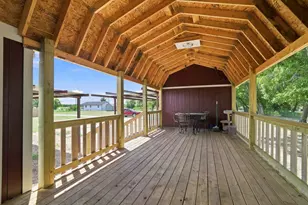 933 Scott, Honey Grove, TX 75446 - Photo 14
