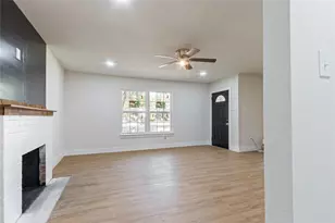 2029 Lynnhaven Rd, Fort Worth, TX 76103 - Photo 4