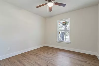 2029 Lynnhaven Road, Fort Worth, TX 76103 - Photo 12
