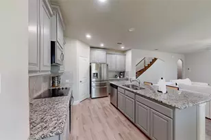 5205 Shelter Point Ct, Mansfield, TX 76063 - Photo 8