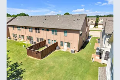 1523 Cozy Drive, Fort Worth, TX 76120 - Photo 34