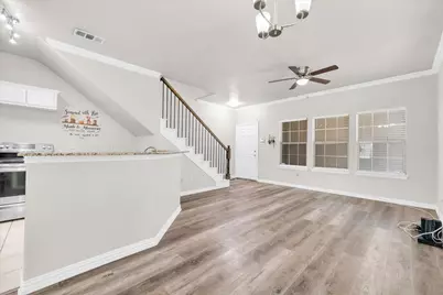 1523 Cozy Drive, Fort Worth, TX 76120 - Photo 6