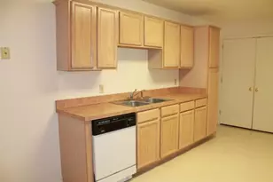 1424 Walters Dr, Granbury, TX 76048 - Photo 2
