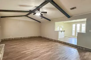 120 W Deport St, Detroit, TX 75436 - Photo 4