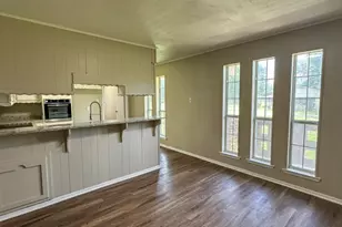 120 W Deport St, Detroit, TX 75436 - Photo 8