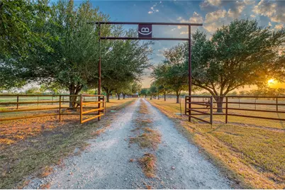 1829 W Fm 1246, Thornton, TX 76687 - Photo 2