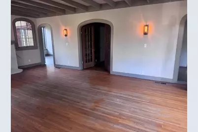 908 Fitzhugh Avenue, Paris, TX 75460 - Photo 2