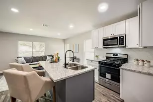 2617 Ryan Ave, Fort Worth, TX 76110 - Photo 6