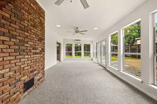 10419 Royalwood Dr, Dallas, TX 75238 - Photo 14