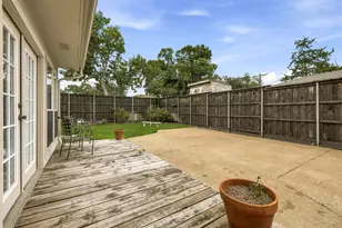 10419 Royalwood Dr, Dallas, TX 75238 - Photo 30