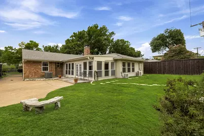 10419 Royalwood Drive, Dallas, TX 75238 - Photo 32