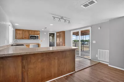 3205 Oak Hill Drive, Granbury, TX 76048 - Photo 10