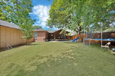 1102 Ash Street, Irving, TX 75060 - Photo 34
