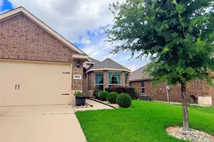 3601 Sabine Dr, Little Elm, TX 75068 - Photo 2