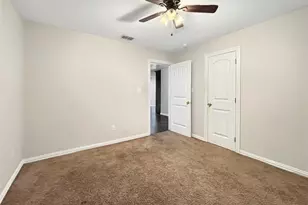 4831 Burnside Ave, Dallas, TX 75216 - Photo 14