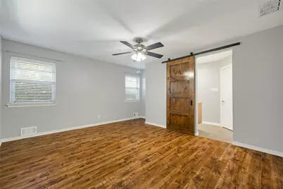 9322 Hunters Creek Drive, Dallas, TX 75243 - Photo 20