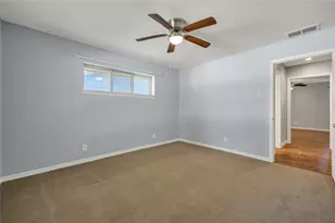 9322 Hunters Creek Dr, Dallas, TX 75243 - Photo 32