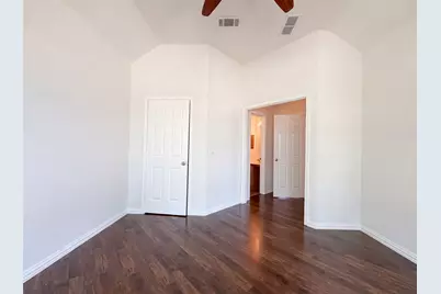 1756 Hidden Brook Drive, Grand Prairie, TX 75050 - Photo 18