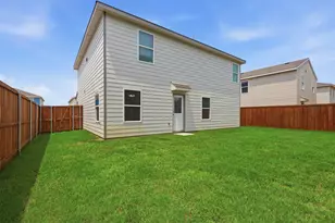 832 Eagles Nest Dr, Cleburne, TX 76031 - Photo 28