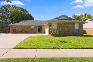 3104 Sugar St, Bedford, TX 76021 - Photo 1