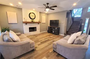 912 Blackstone Dr, Allen, TX 75002 - Photo 4