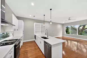 1914 California Dr, Dallas, TX 75204 - Photo 2