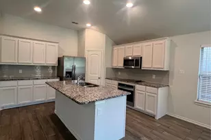 3736 Maroon Creek Rd, Aubrey, TX 76227 - Photo 6