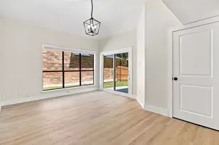 1308 Golden Gate Dr, Carrollton, TX 75007 - Photo 10