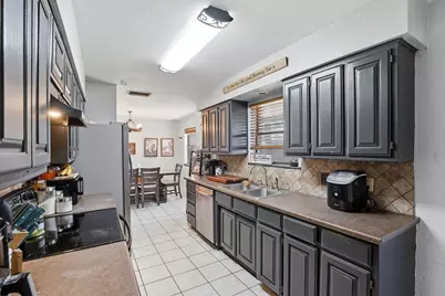 4041 Country Meadows Circle, Granbury, TX 76049 - Photo 6