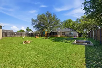 4041 Country Meadows Circle, Granbury, TX 76049 - Photo 22
