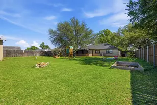 4041 Country Meadows Cir, Granbury, TX 76049 - Photo 22