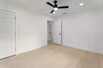 110 Hackberry Street, Lancaster, TX 75146 - Photo 14
