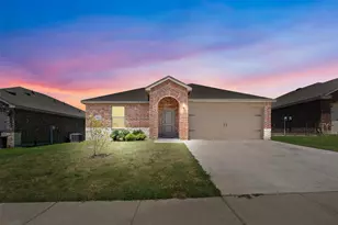 2004 Princeton Ave, Farmersville, TX 75442 - Photo 1