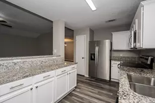 1923 Nemechek Dr, Dallas, TX 75217 - Photo 10