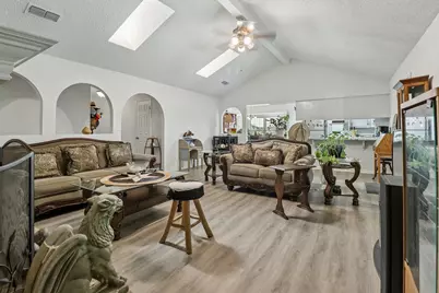 6408 San Juan Avenue, Fort Worth, TX 76133 - Photo 4