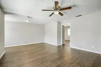 1707 Summit Street, Mesquite, TX 75149 - Photo 4