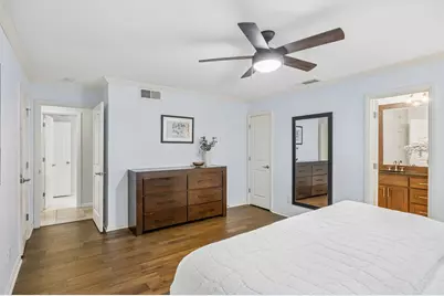 9812 Ravensway Drive, Dallas, TX 75238 - Photo 20